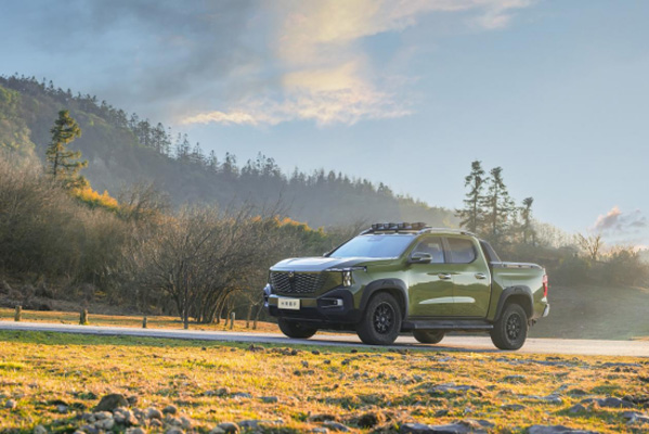 行業(yè)首創(chuàng)30kW超級(jí)外放電,長(zhǎng)安獵手K50全系上市,售價(jià)12.79萬(wàn)元起0829 12:35(給新建)1876.jpg