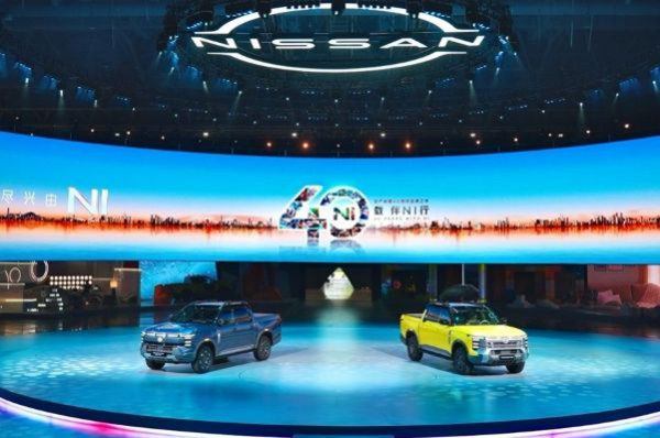 引領(lǐng)皮卡新進(jìn)階 鄭州日產(chǎn)全球化產(chǎn)品突破在即216.jpg