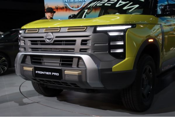 引領(lǐng)皮卡新進(jìn)階 鄭州日產(chǎn)全球化產(chǎn)品突破在即1032.jpg