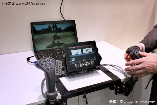 寶馬展:駕駛模擬系統(tǒng)讓你做一把司機(jī)