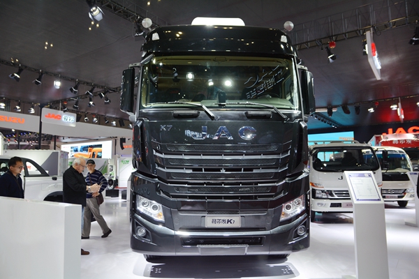 測(cè)評(píng)PK:舒適睡眠解決之道 不同類型駐車(chē)空調(diào)橫向?qū)Ρ? style=