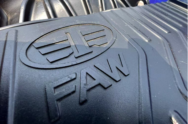 11.1 “金九銀十”商用車市場誰主沉浮?一汽解放以實力作答2346.jpg