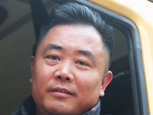 王恒云:礦粉運(yùn)輸選華菱重卡,靠譜