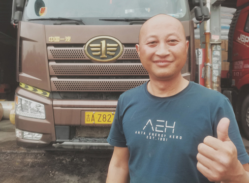 李振峰:開(kāi)解放J6P,我就是仗劍走天涯的騎士