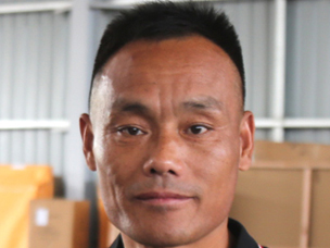 質(zhì)量可靠、節(jié)油、服務(wù)放心 徐州首位車主說北京重卡著實靠譜