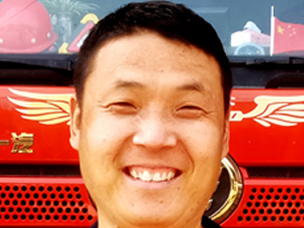 孫亞亮:開解放J6P領(lǐng)航版運(yùn)板材有“錢”途