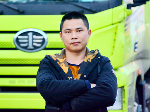 羅師傅:千里走單騎,解放J7讓我運輸有勇氣,賺錢有底氣