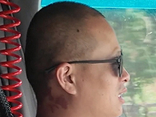 駕駛解放JH6燃?xì)廛嚕寗V想貨運工作有奔頭