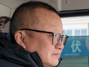 農(nóng)忙務(wù)農(nóng)農(nóng)閑務(wù)工 奧鈴玉兔Ⅲ伴葉文華駛向奔富之路