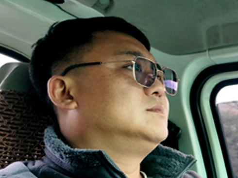 張?zhí)烨纾杭冸妱?dòng)物流車(chē),我就選開(kāi)瑞S卡