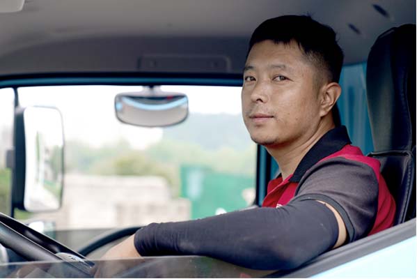 【定稿】-任吾行用戶稿件2-《開東風多利卡任吾行,心里有底!京東大件配送司機拾林的用車經(jīng)》-卡車之友1614.jpg