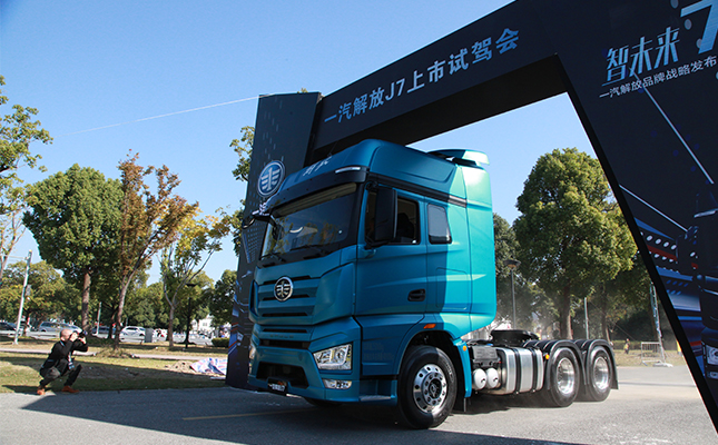 鷹隼試翼 解放巨制J7的創(chuàng)新與傳承