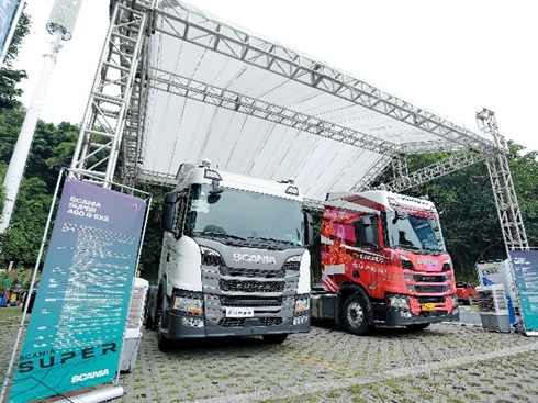 ˹၆Super܇υ^(q)аl(f)(hu)AMĻ