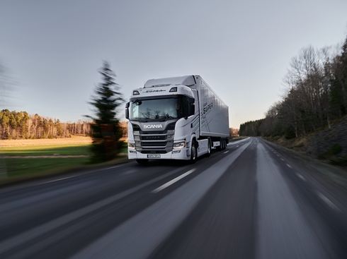 ˹၆AӠ܇(jng)IUI(y)գ͑