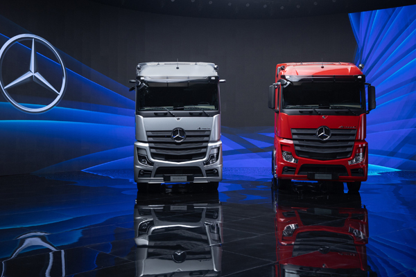 梅賽德斯-奔馳國產(chǎn)重卡Actros、Actros C正式在中國市場(chǎng)上市.jpg