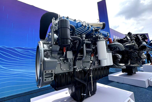 (卡車之友)濰柴礦山動(dòng)力第二代新品重磅發(fā)布 為全球礦山行業(yè)提供“中國動(dòng)力方案”給新建868.jpg
