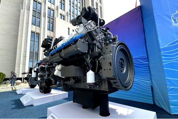 (卡車之友)濰柴礦山動(dòng)力第二代新品重磅發(fā)布 為全球礦山行業(yè)提供“中國動(dòng)力方案”給新建881.jpg