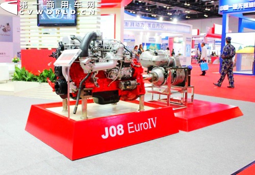 2款國四機亮相 上海日野參展道路運輸展