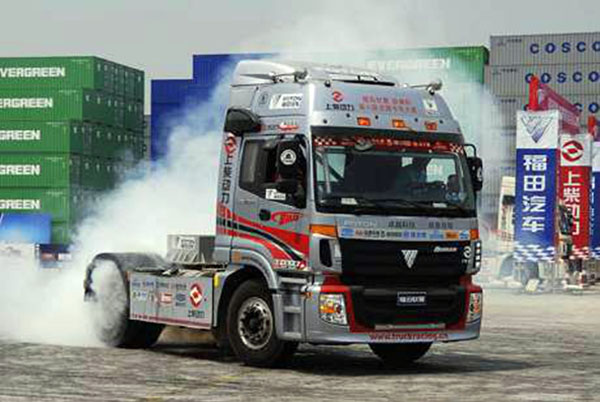【稿件二:卡賽參賽稿】 歐曼攜第四代賽車出征中國卡車公開賽【定】1223.jpg