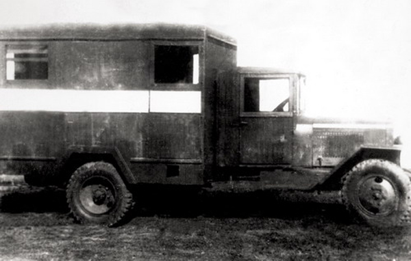 圖6 前蘇聯(lián)提供的流動修理車.jpg