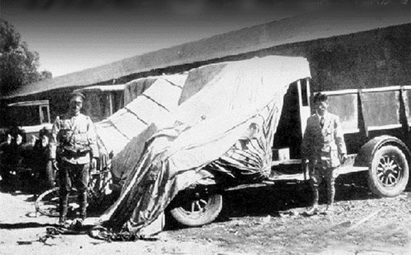 圖1 “九一八”事變后被日軍侵奪的民生牌卡車及散件.jpg