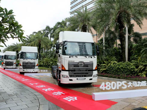 Ԅ(dng)՚ҼܣҰֵϵ܇(ch)M(jn)ڿ܇(ch)