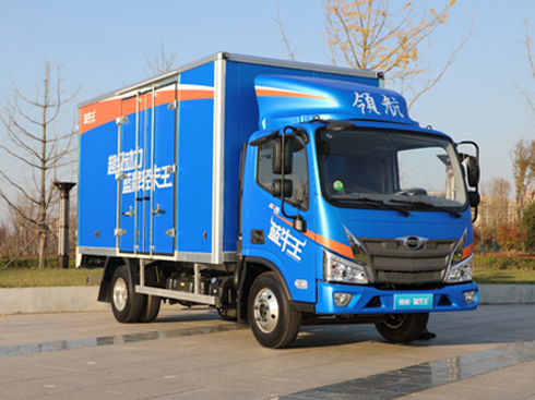 給藍(lán)牌+超大貨箱 實(shí)拍福田領(lǐng)航藍(lán)牛王輕卡