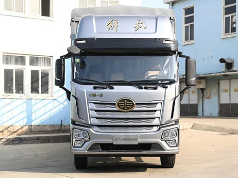 290馬力+陜齒8擋AMT變速箱 解放青汽JK6載貨車(chē)來(lái)了