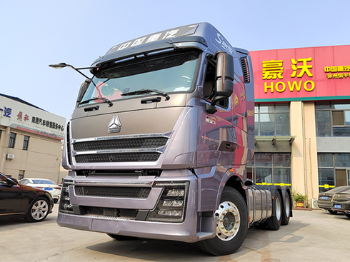 濰柴專屬610馬力+16擋AMT變速箱 豪沃TH7 610車(chē)型實(shí)拍