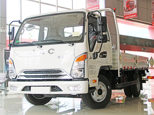 有顏有料配置高 實(shí)拍解析江淮康鈴J5