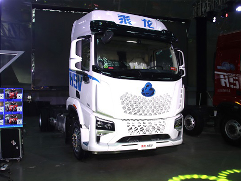節(jié)油15% 乘龍H5V混合動力載貨車省上加省