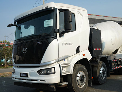智駕舒適,續(xù)航無(wú)憂——比亞迪T31混凝土攪拌車靜態(tài)評(píng)測(cè)