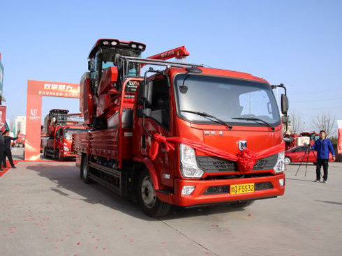 大馬力 長貨箱 低貨臺 收割機運輸首選藍擎·龍 大麥