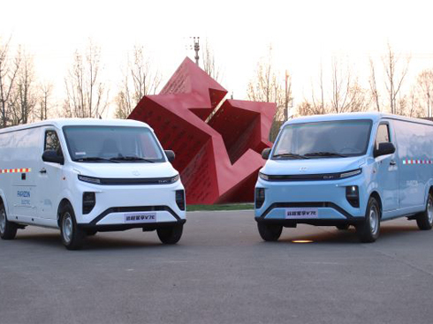 7方廂 雙側(cè)門 305km長續(xù)航 遠程星享V7E領(lǐng)航綠色城配