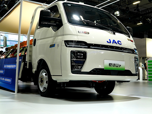 長續(xù)航 更智能 江淮愷達U7純電轎卡成就新城配