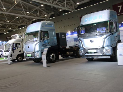 400度更適用 宇通純電牽引車突破能效邊界