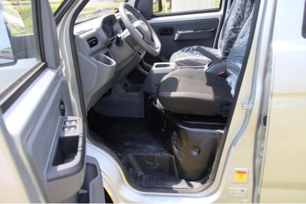 時尚 好開 省錢 價格合適 開瑞小卡雙排王X3 電動778.jpg