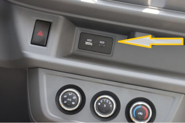 時尚 好開 省錢 價格合適 開瑞小卡雙排王X3 電動1085.jpg