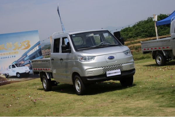 時尚 好開 省錢 價格合適 開瑞小卡雙排王X3 電動175.jpg