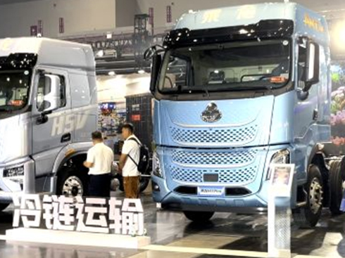 多裝多拉 超省油 乘龍H7 Pro冷鏈“財(cái)富快車”