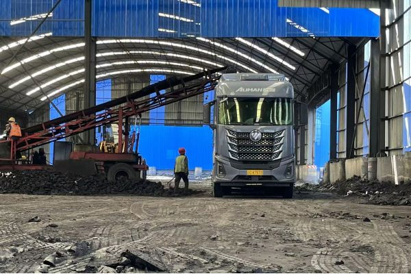 (報道 修改)歐曼銀河5M 14N 510 燃?xì)廛嚸禾窟\輸紀(jì)實711.jpg