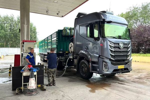 (報道 修改)歐曼銀河5M 14N 510 燃?xì)廛嚸禾窟\輸紀(jì)實1364.jpg