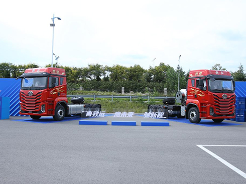 多項(xiàng)核心優(yōu)勢(shì)加持,成就“創(chuàng)富利器”:實(shí)測(cè)解放鷹馳牽引車(chē)