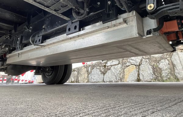 【卡車之友】強動力 高承載 奧鈴智藍EL-plus山區(qū)版縱行山野650.jpg