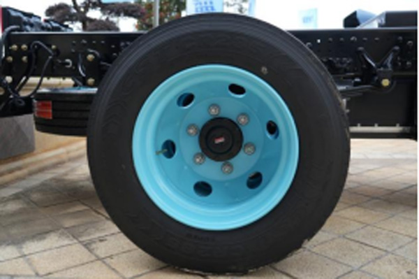 (改)藍(lán)擎 X7西南山地版新能源輕卡:破解山區(qū)運(yùn)輸痛點(diǎn)的“全能利器”(1)1141.jpg