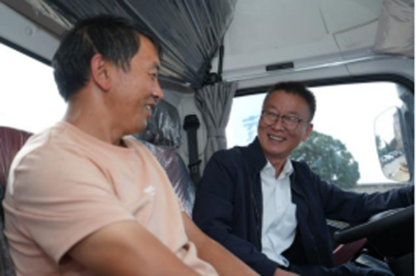 (改)藍(lán)擎 X7西南山地版新能源輕卡:破解山區(qū)運(yùn)輸痛點(diǎn)的“全能利器”(1)1614.jpg