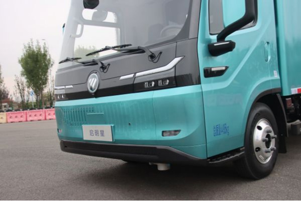 【卡車(chē)之友】新平臺(tái) 新體驗(yàn) 全新啟明星歐馬可純電輕卡以技術(shù)變革顛覆傳統(tǒng)物流人認(rèn)知549.jpg