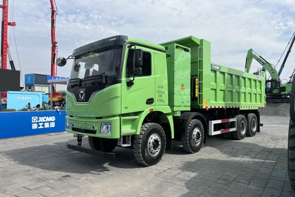 大功率 自主技術(shù) 徐工換電自卸“綠巨人”登場(2)179.jpg