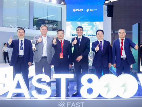 法士特藍(lán)馳800V系統(tǒng)解決方案開(kāi)啟高效傳動(dòng)新紀(jì)元