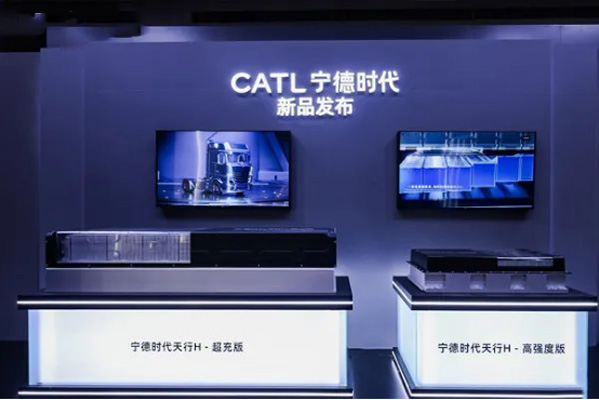 新能源重卡市場(chǎng)爆發(fā):動(dòng)力電池企業(yè)的賽道革命1926.jpg